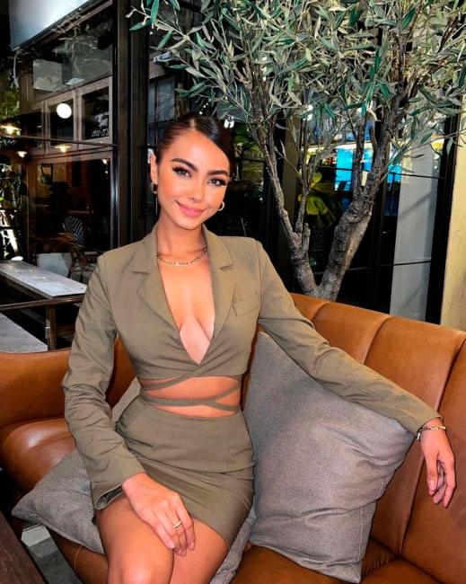 Эскорт в Питере